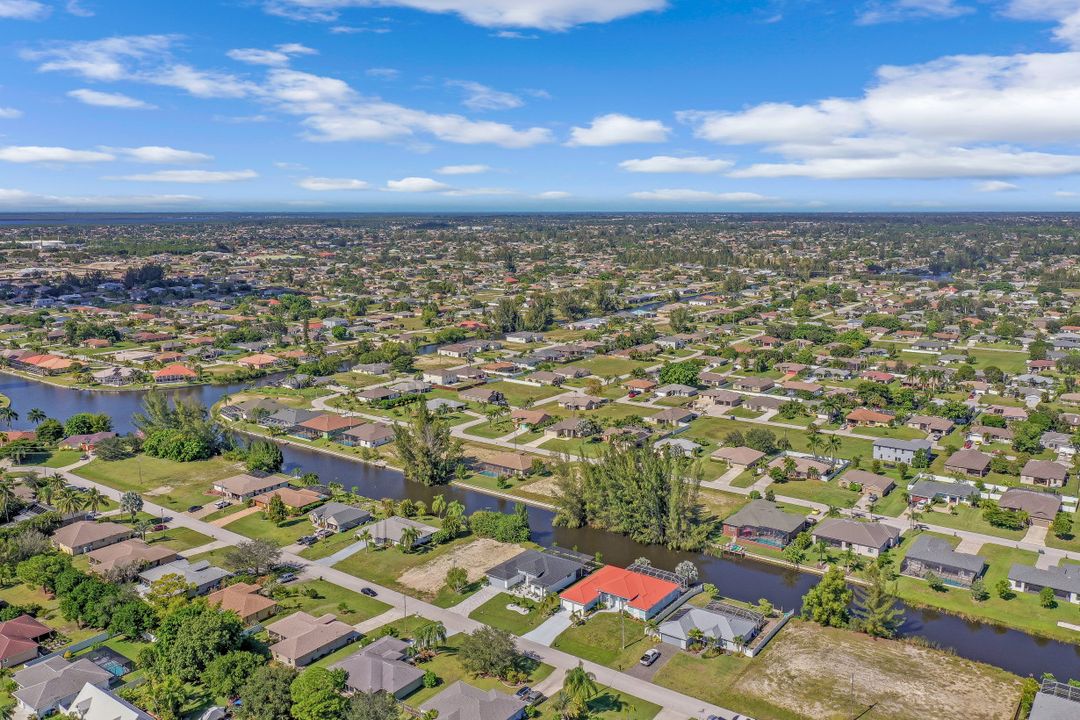 1001 SW 37th St, Cape Coral, FL 33914