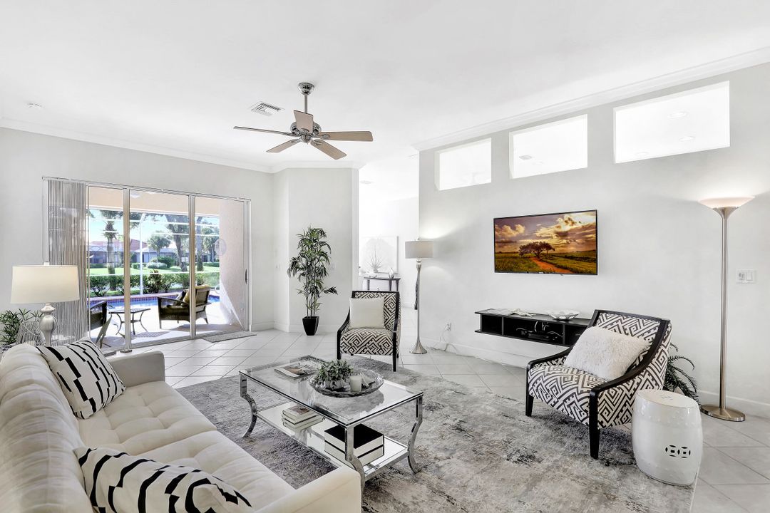 6474 Waverly Green Way, Naples, FL 34110