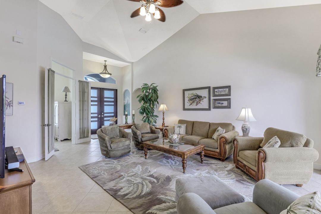 1120 Abbeville Ct, Marco Island, FL 34145