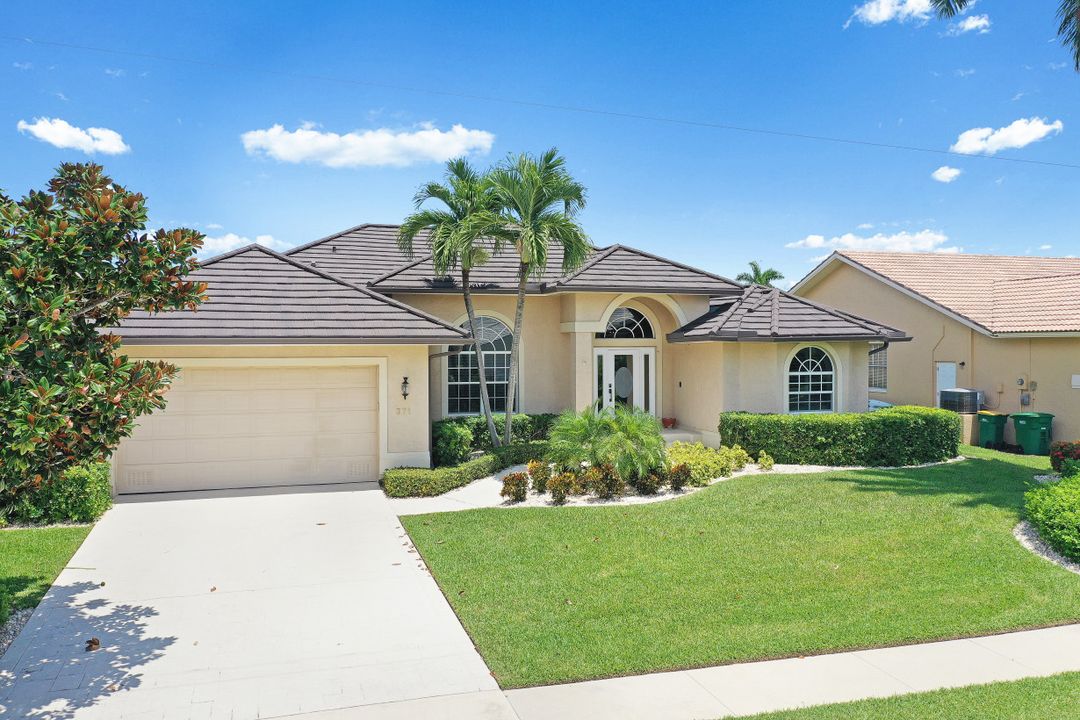 371 Capistrano Ct, Marco Island, FL 34145