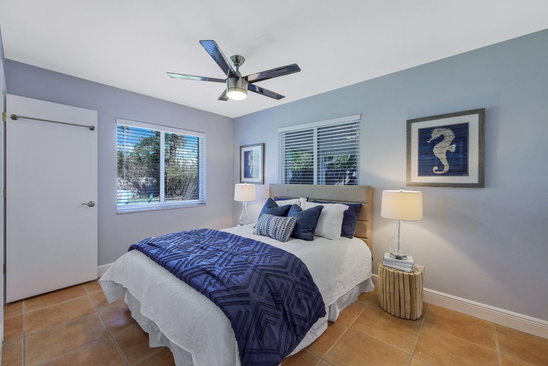 1239 Cooper Dr, Naples, FL 34103