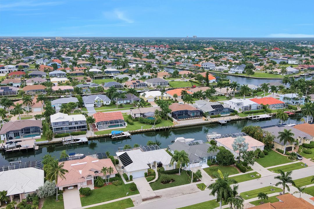 1130 Lighthouse Ct, Marco Island, FL 34145