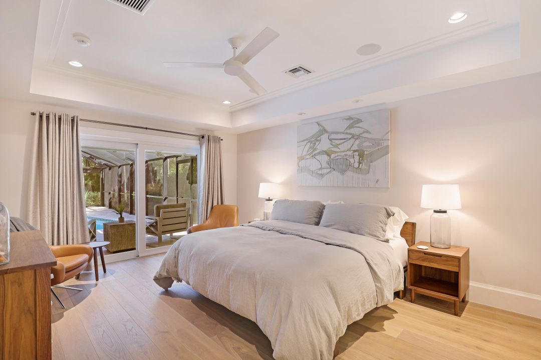 549 Neapolitan Way, Naples, FL 34103