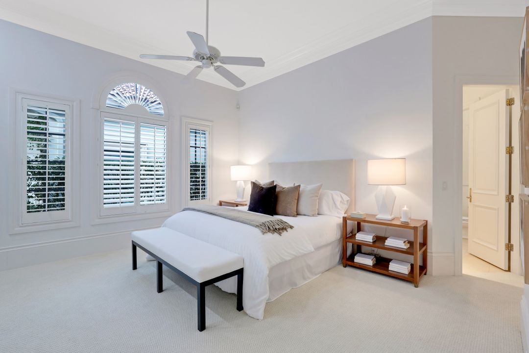 2547 Avila Ln, Naples, FL 34105