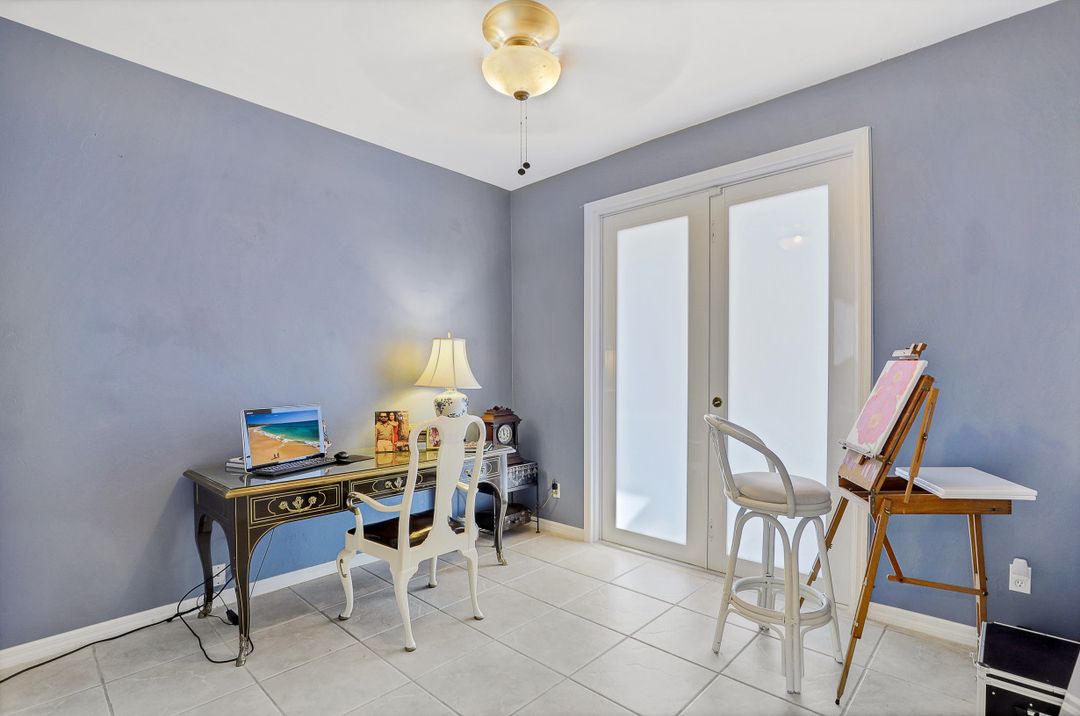 389 Colonial Ave, Marco Island, FL 34145
