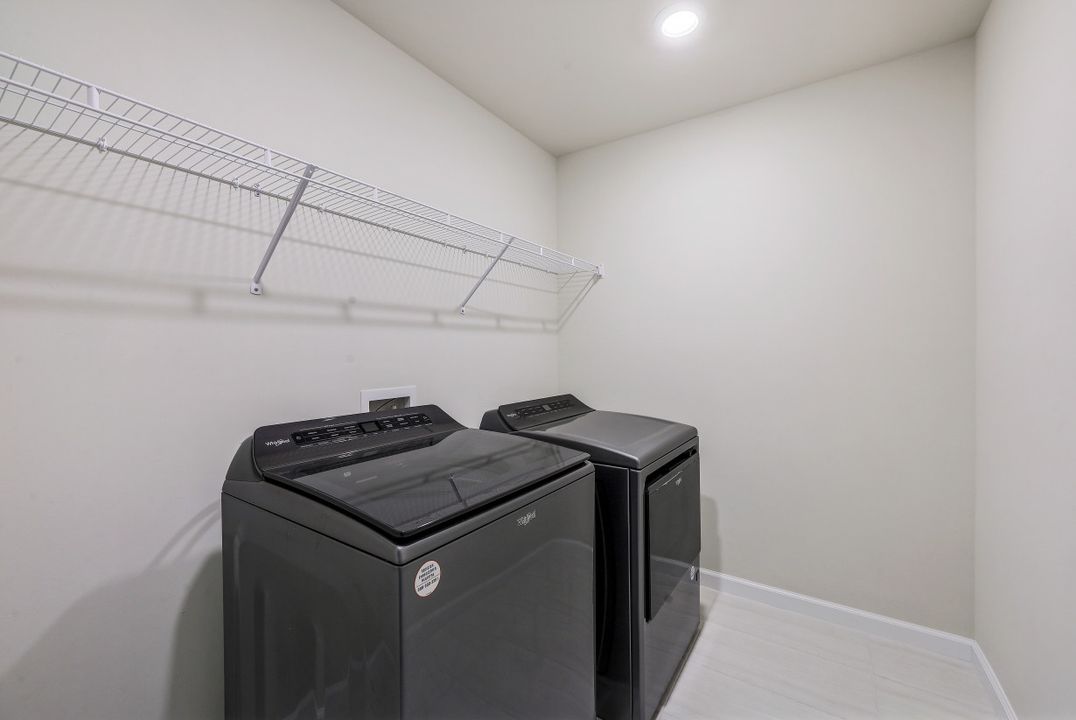 2236 Yellowfin Cir, Naples, FL 34114