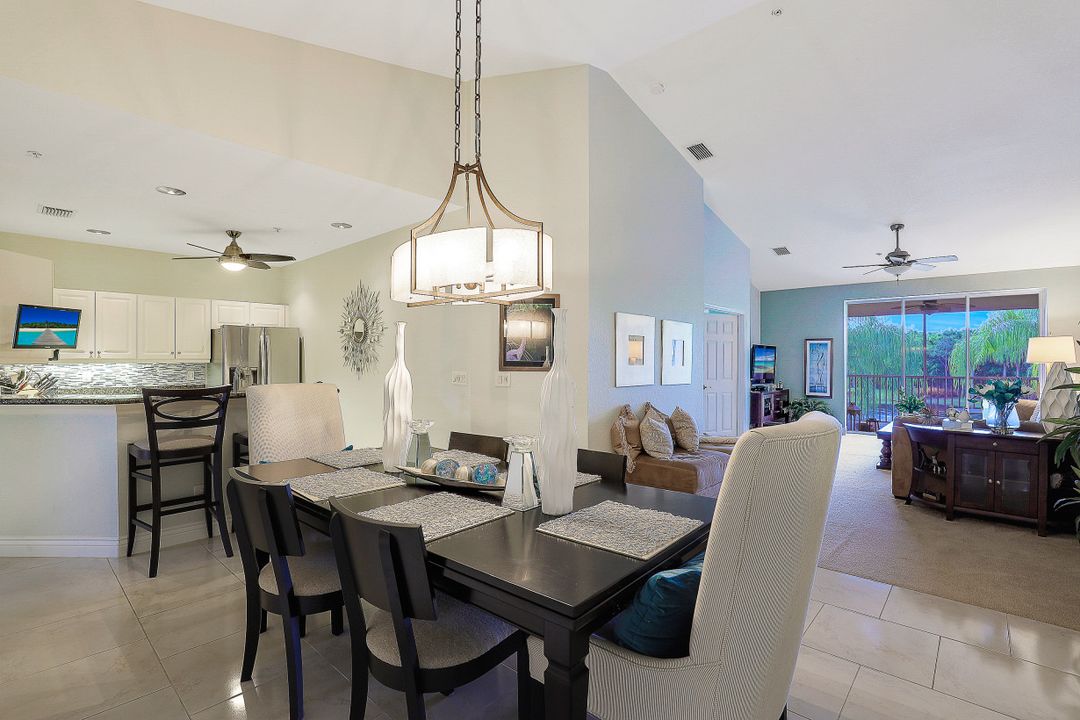 2120 Cay Lagoon Dr #223, Naples, FL 34109