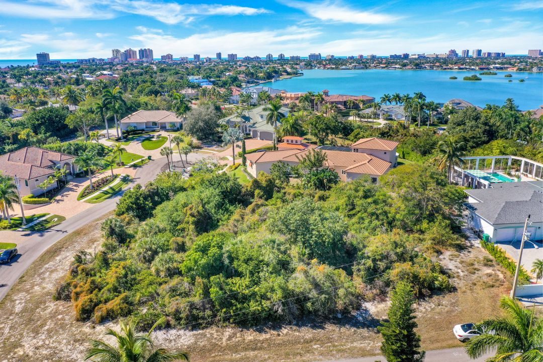 790 Inlet Dr, Marco Island, FL 34145