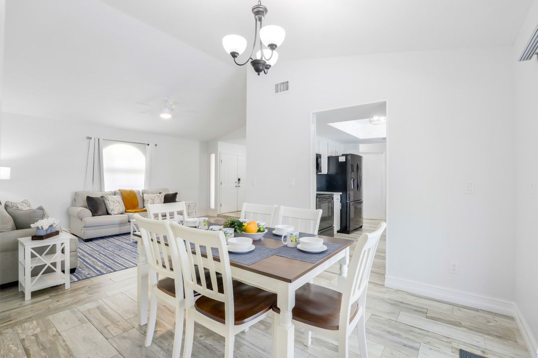 432 Mohawk Pkwy, Cape Coral, FL 33914