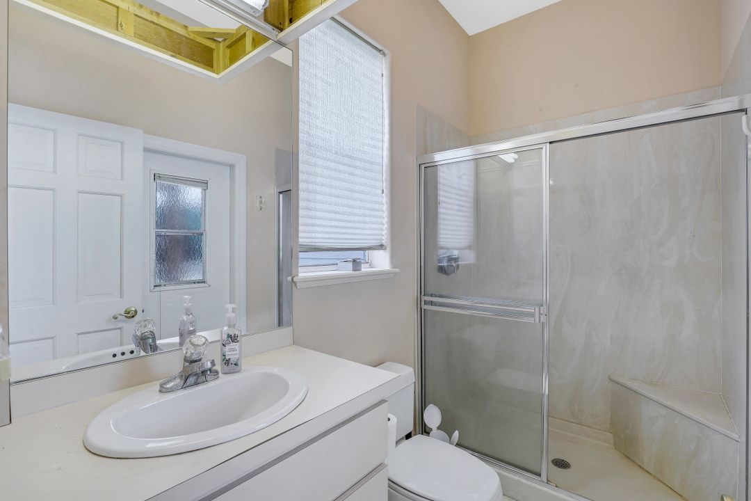 20801 Groveline Ct, Estero, FL 33928