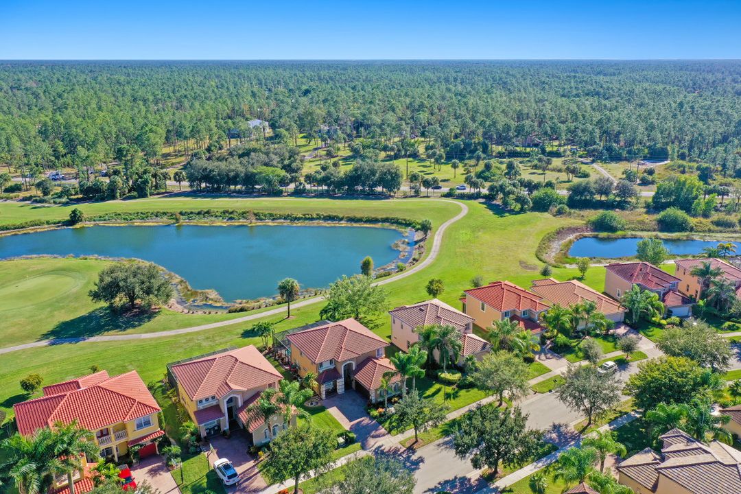 1697 Birdie Dr, Naples, FL 34120