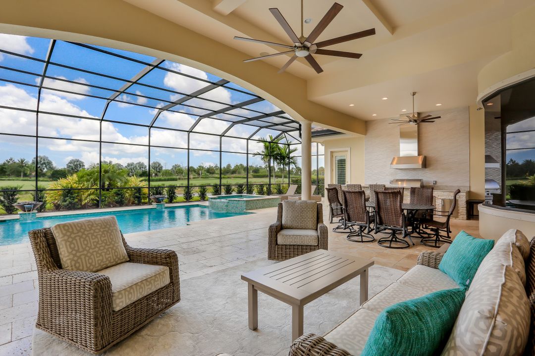 8981 Arrezo Ct, Naples, FL 34119