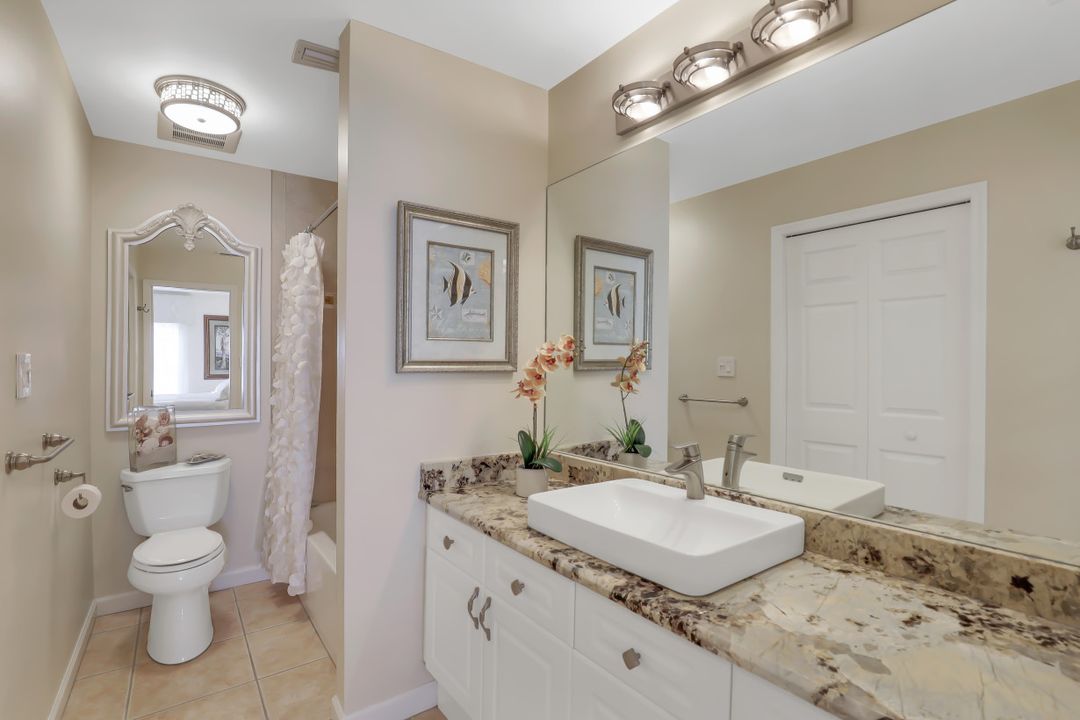 5013 Catalina Ct, Naples, FL 34112