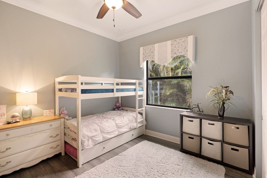 2832 Cinnamon Bay Cir, Naples, FL 34119