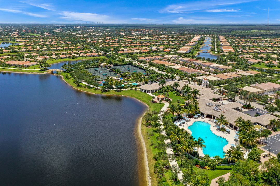 28736 Xenon Way, Bonita Springs, FL 34135