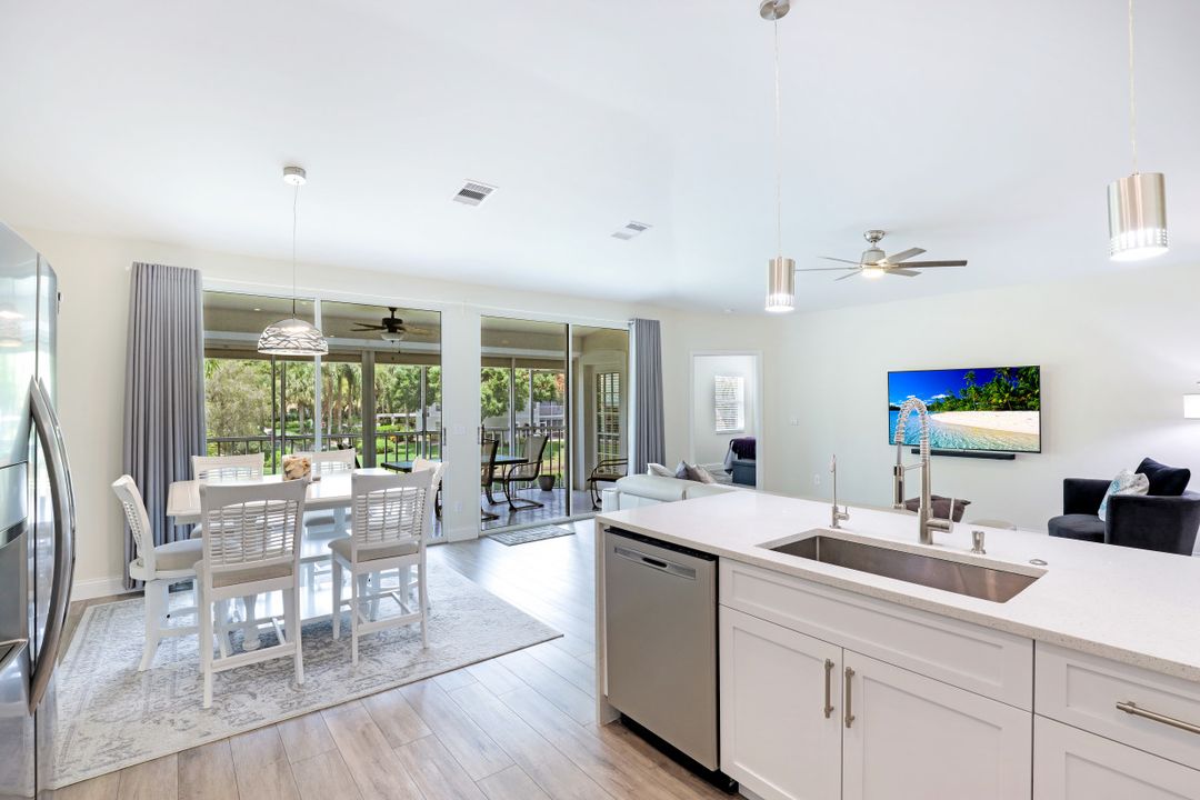 2436 Orchid Bay Dr #202, Naples, FL 34109