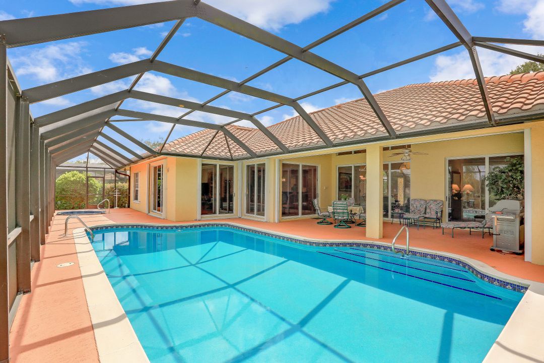 5895 Sonoma Ct, Naples, FL 34119