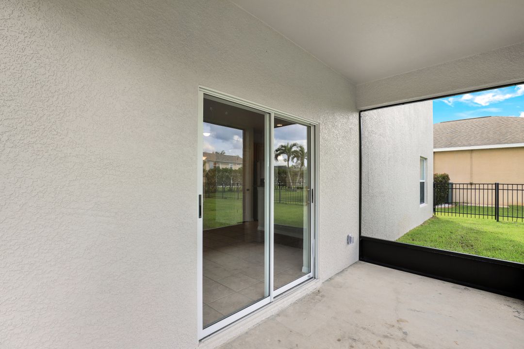 13391 Bristol Park Way, Fort Myers, FL 33913