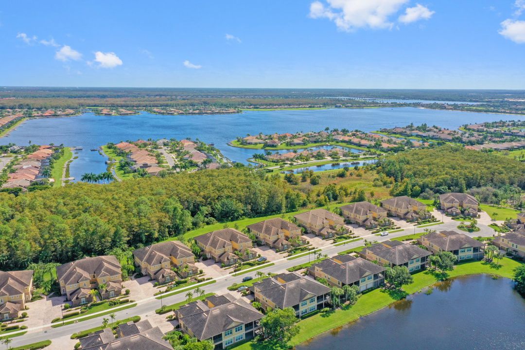 9542 Ironstone Terrace #202, Naples, FL 34120