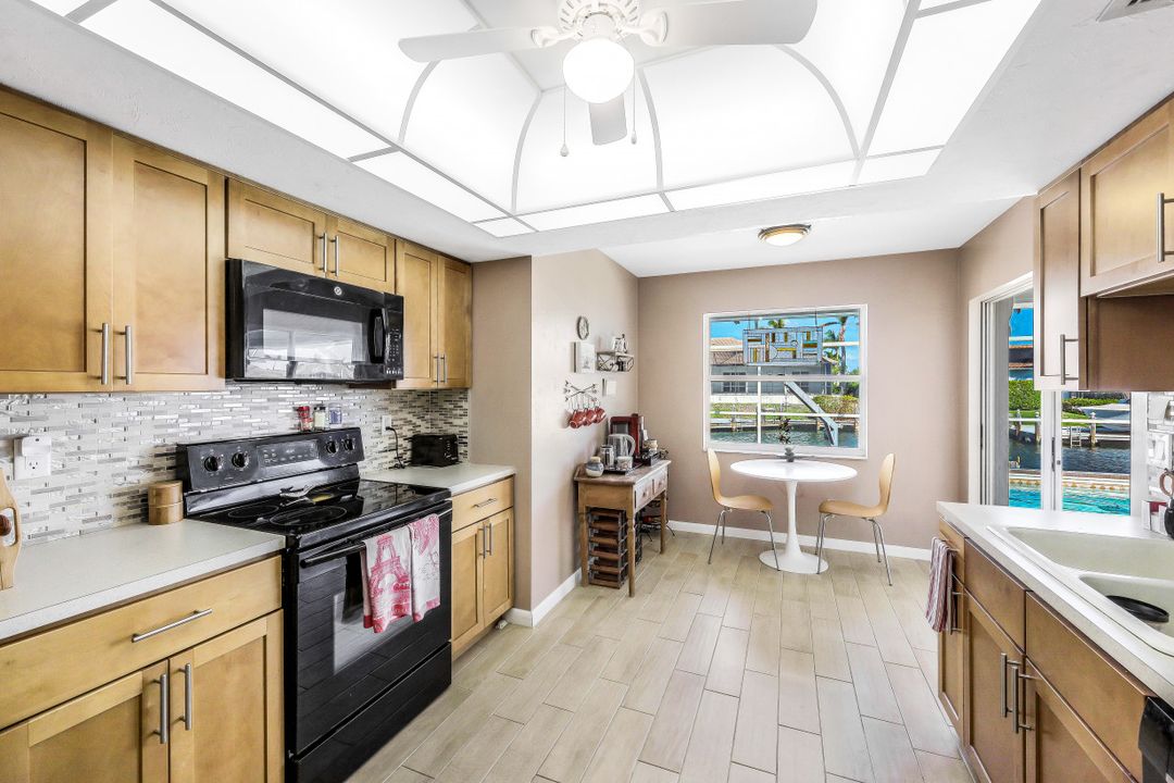 1120 Dana Ct, Marco Island, FL 34145