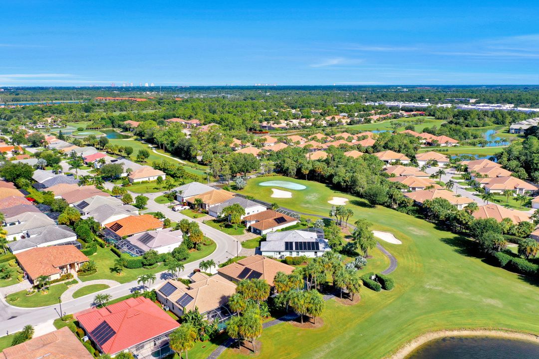 12703 Hunters Ridge Dr, Bonita Springs, FL 34135