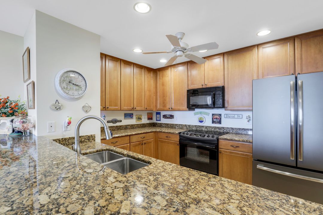 5781 Cape Harbour Dr #1308, Cape Coral, FL 33914