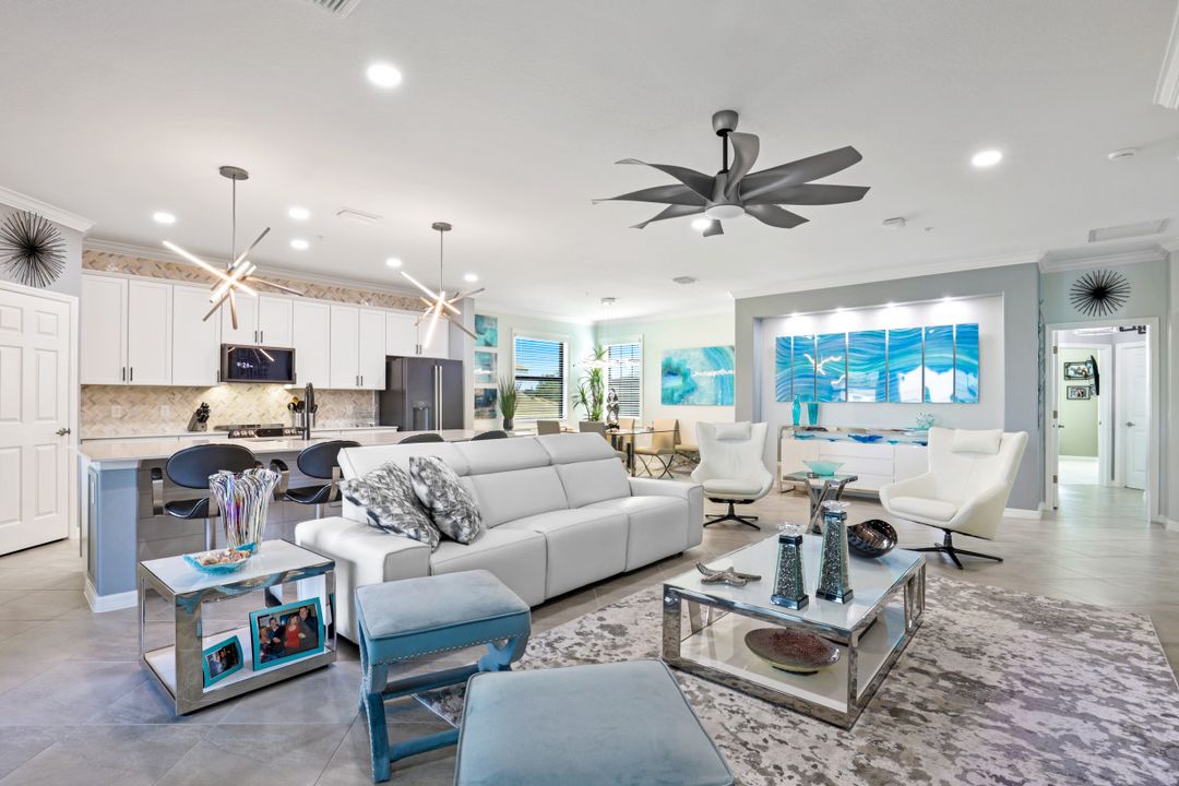 2363 Montserrat Ln #33 -202 , Naples, FL 34120