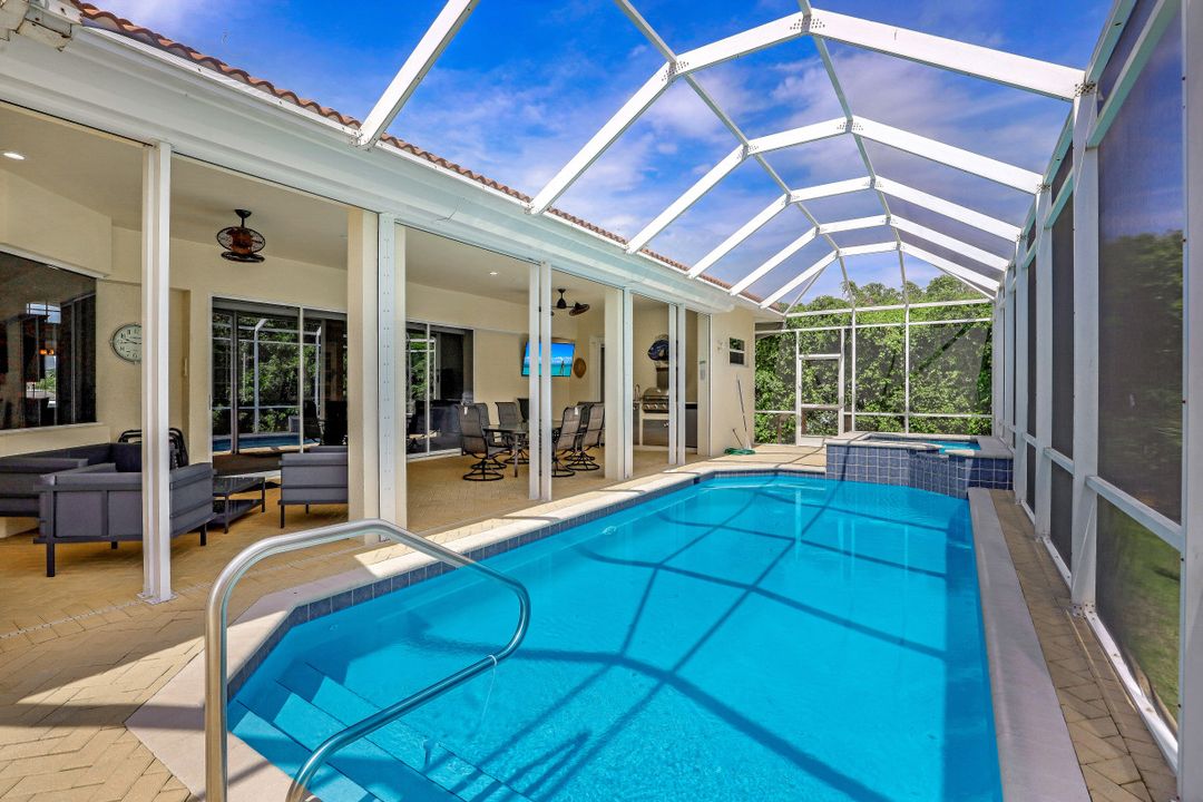 1722 Dogwood Dr, Marco Island, FL 34145