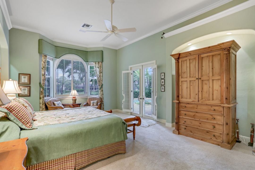 27280 Oak Knoll Dr, Bonita Springs, FL 34134