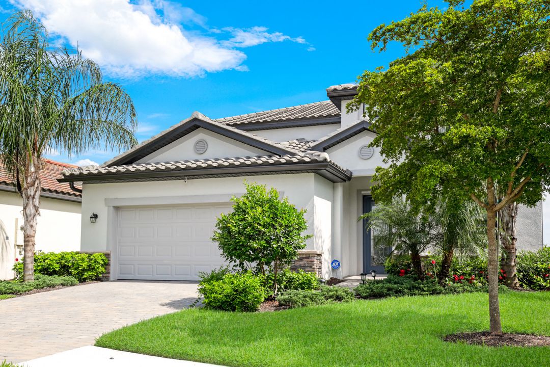 11937 Silver Cobblestone Way, Fort Myers, FL 33913