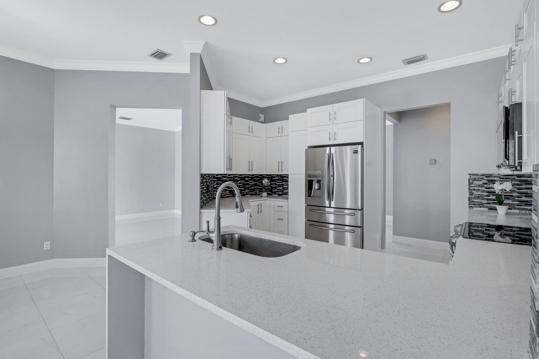 4560 22nd St NE, Naples, FL 34120