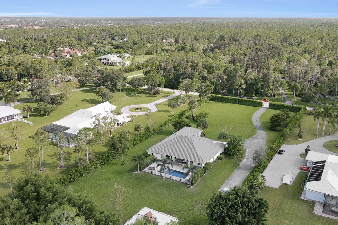 5931 Spanish Oaks Ln, Naples, FL 34119