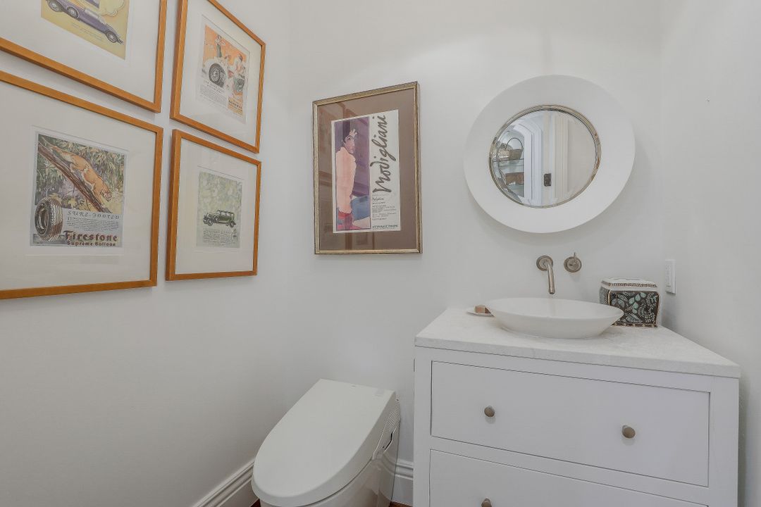 2895 Tiburon Blvd E, Naples, FL 34109