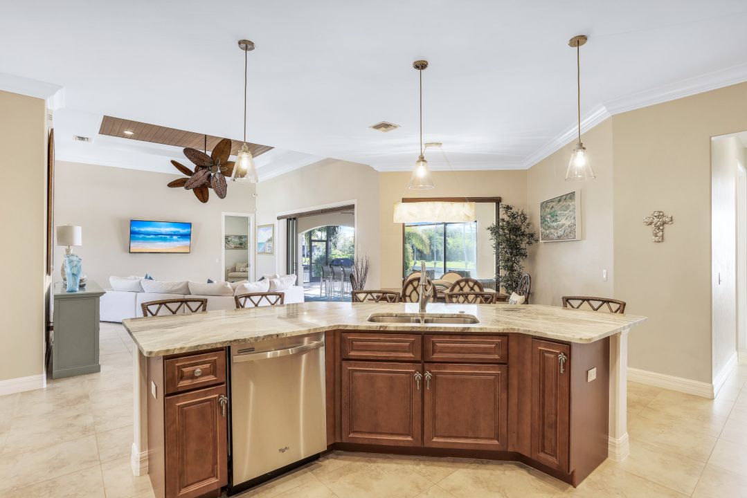 2030 El Dorado Pkwy W, Cape Coral, FL 33914