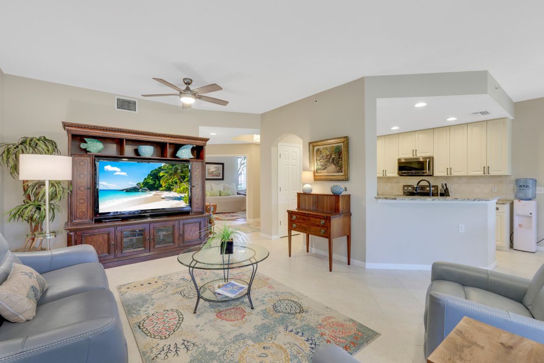 10070 Valiant Ct #101, Miromar Lakes, FL 33913