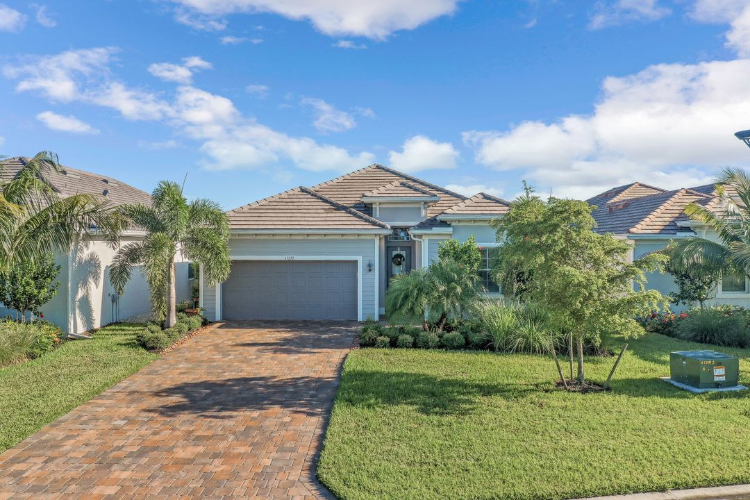 15272 Blue Bay Cir, Estero, FL 33913