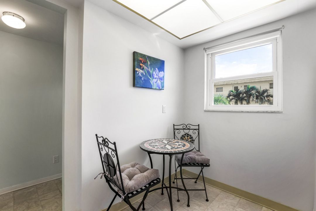 3150 Binnacle Dr #217, Naples, FL 34103