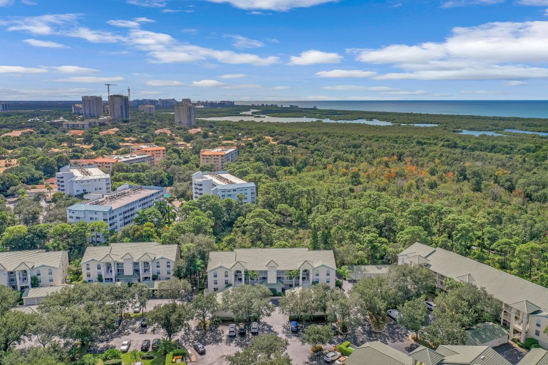 15415 Cedarwood Ln #204, Naples, FL 34110