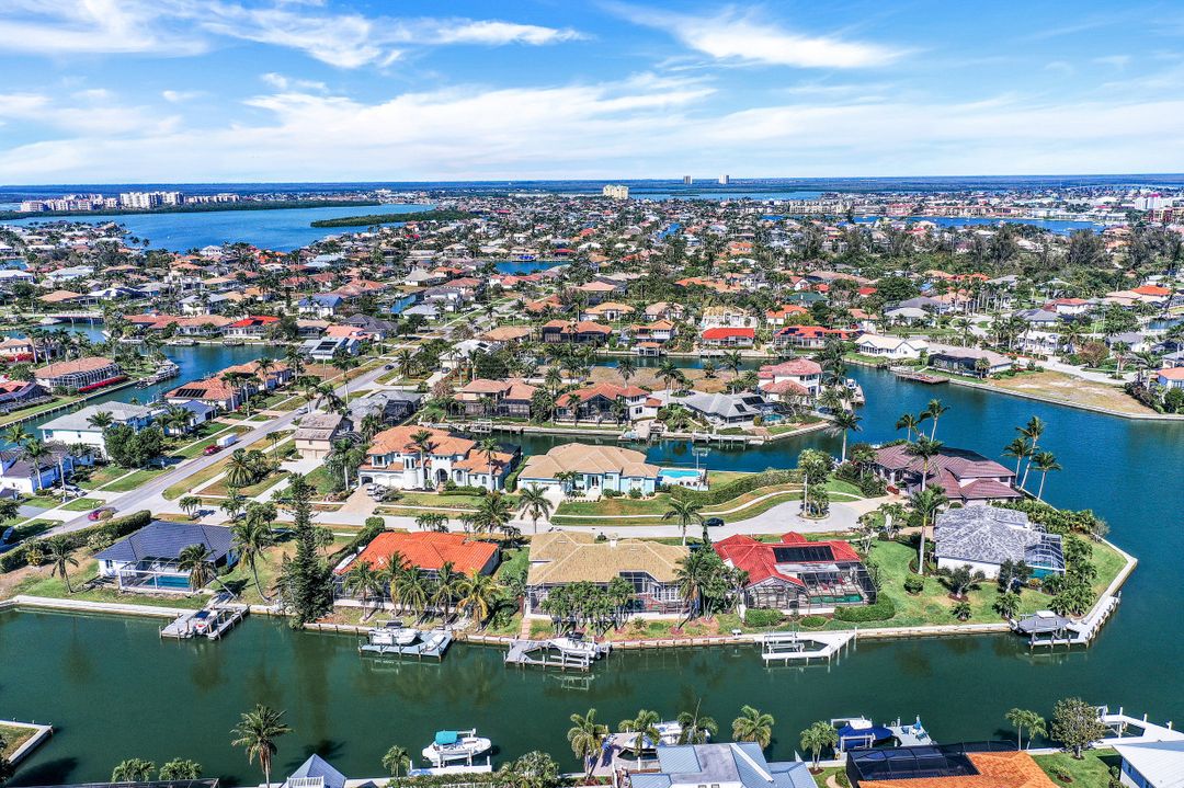 530 Taylor Ct, Marco Island, FL 34145