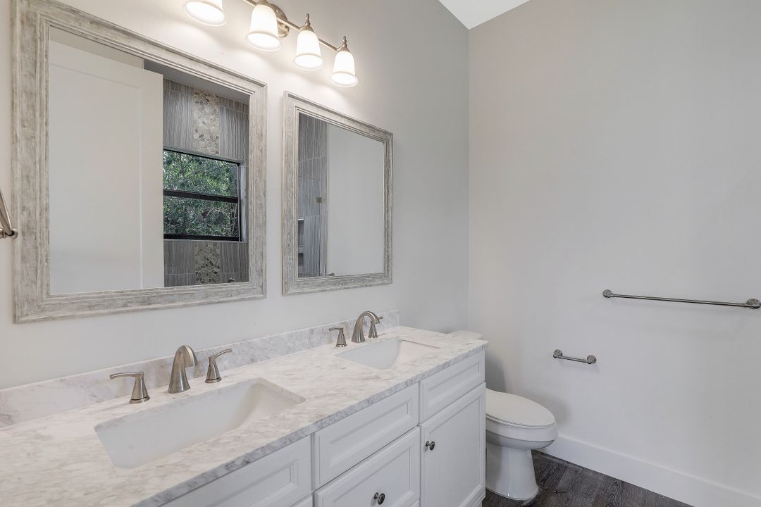 3013 Lunar St, Naples, FL 34112