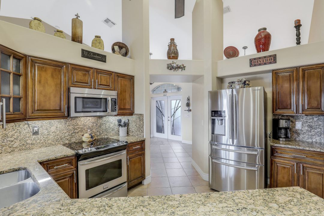 5315 SW 25th Pl, Cape Coral, FL 33914