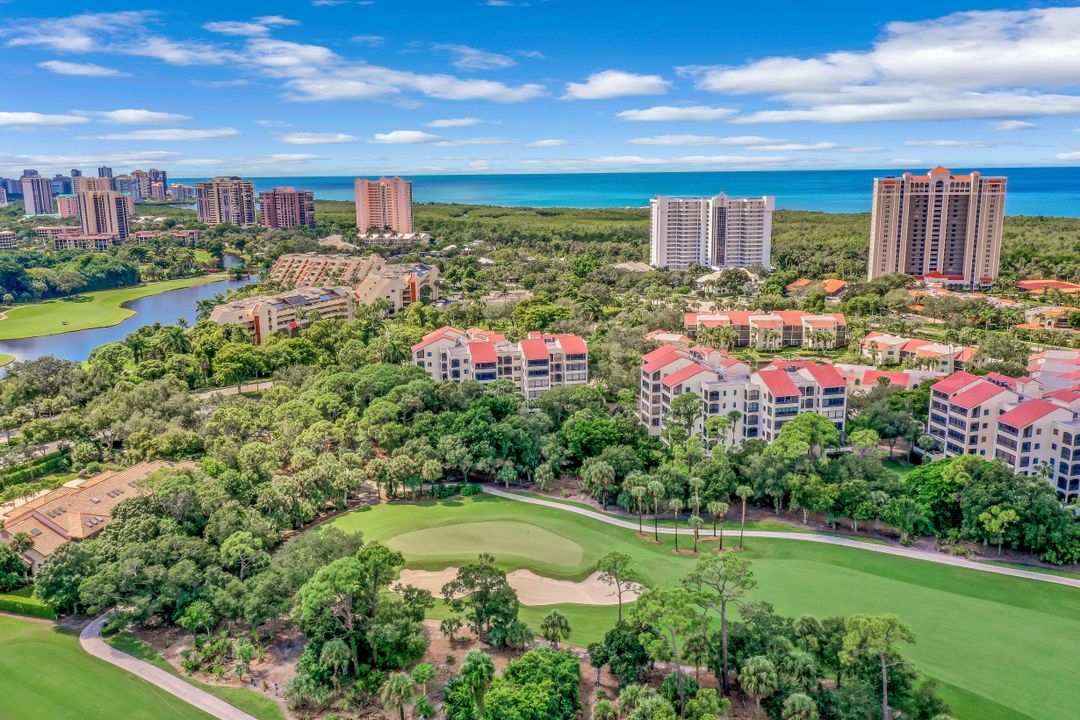 6500 Valen Way #402, Naples, FL 34108