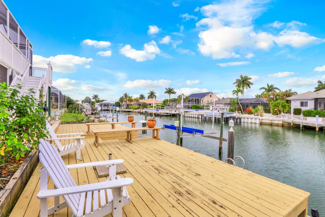 1660 Winterberry Dr, Marco Island, FL 34145