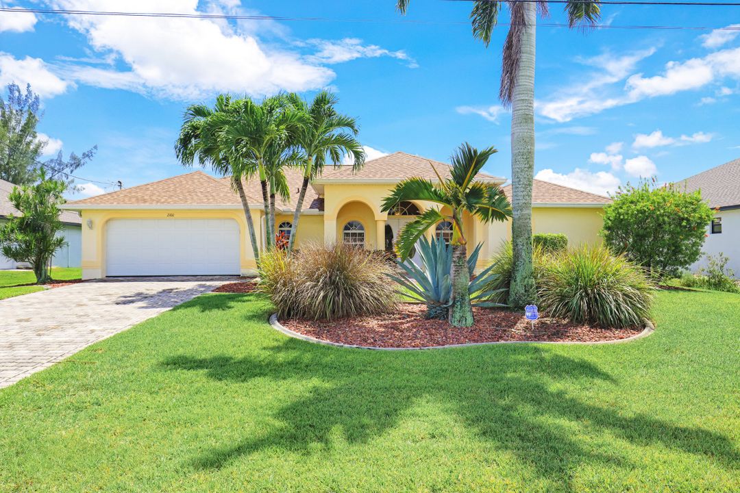 2100 SW 28th Ln, Cape Coral, FL 33914