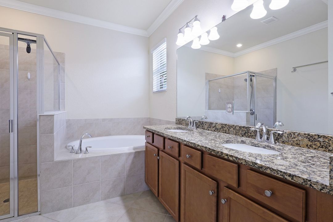 2517 Caslotti Way, Cape Coral, FL 33909