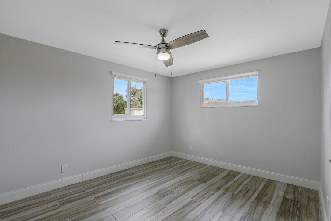 549 94th Ave N, Naples, FL 34108