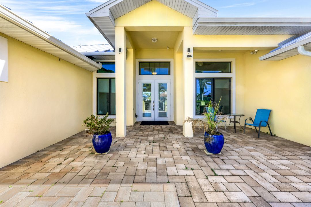 4517 SW 23rd Ave, Cape Coral, FL 33914