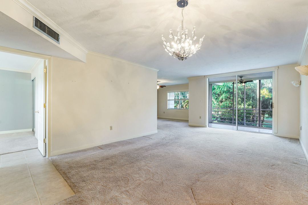 501 Forest Lakes Blvd #205, Naples, FL 34105