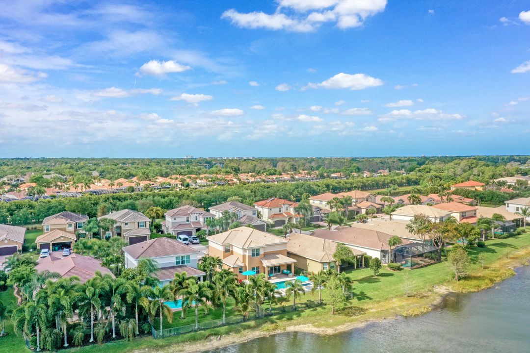 6499 Marbella Dr, Naples, FL 34105