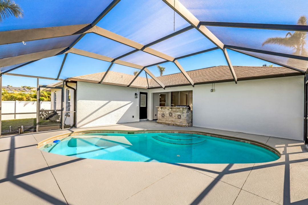 2555 SW 27th St, Cape Coral, FL 33914